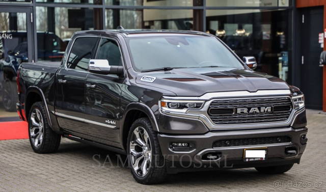 Dodge RAM 1500 LIMITED Edition 5.7 V8 HEMI rok 05/2022
