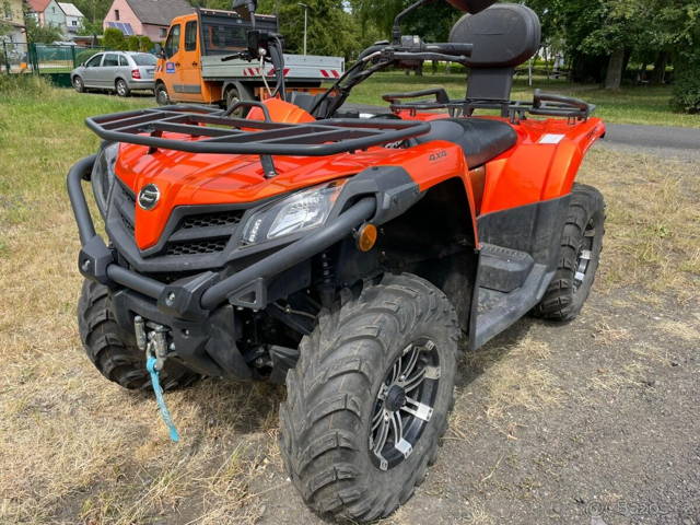 Čtyřkolka CFMOTO 520x long