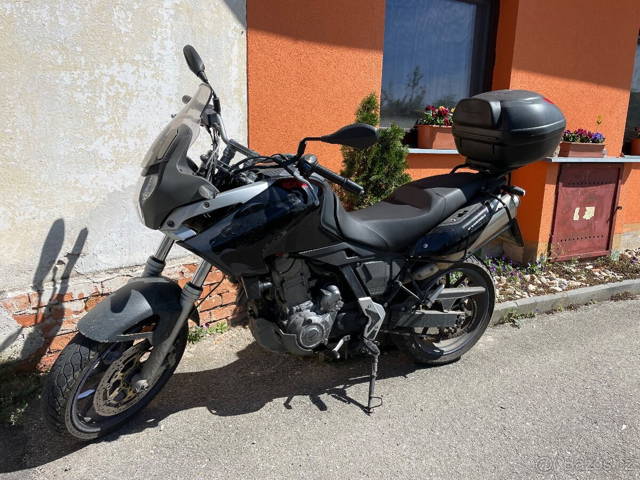 Aprilia Pegaso Strada 650 – 35 kW