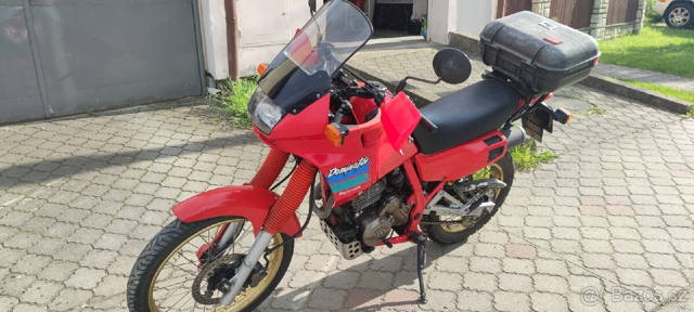 Honda Dominátor