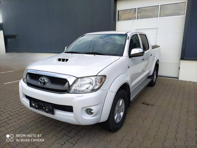 Toyota Hilux 2,5 D-4D Double Cab Terra (2010)