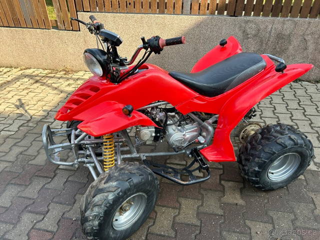 Čtyřkolka 110CCM - velká, jako nová,v hezkém stavu