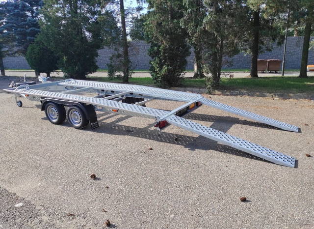 Snížený vlek na auta, 450x210cm, 2700/510kg,130km, rezerva