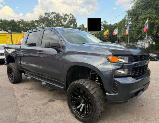 2021 Chevrolet Silverado 1500 Custom Crew Cab RWD 2.7