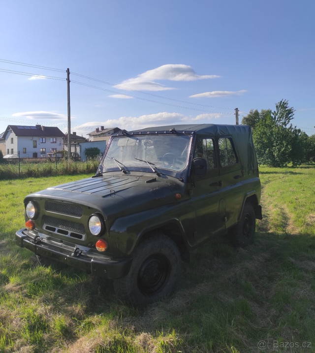 UAZ-469 (Hunter)