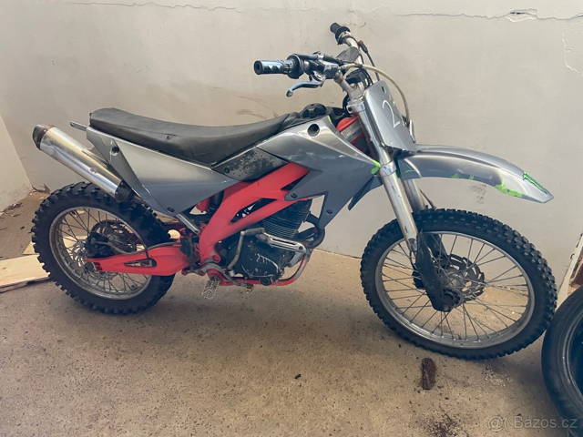 Xmoto xb33