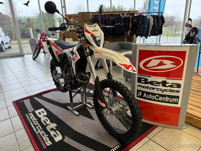 RR Enduro 4T 125 T MY25 - bílá