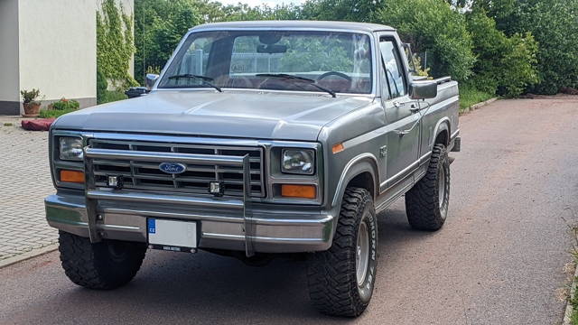 Ford F-150 XLT 4x4