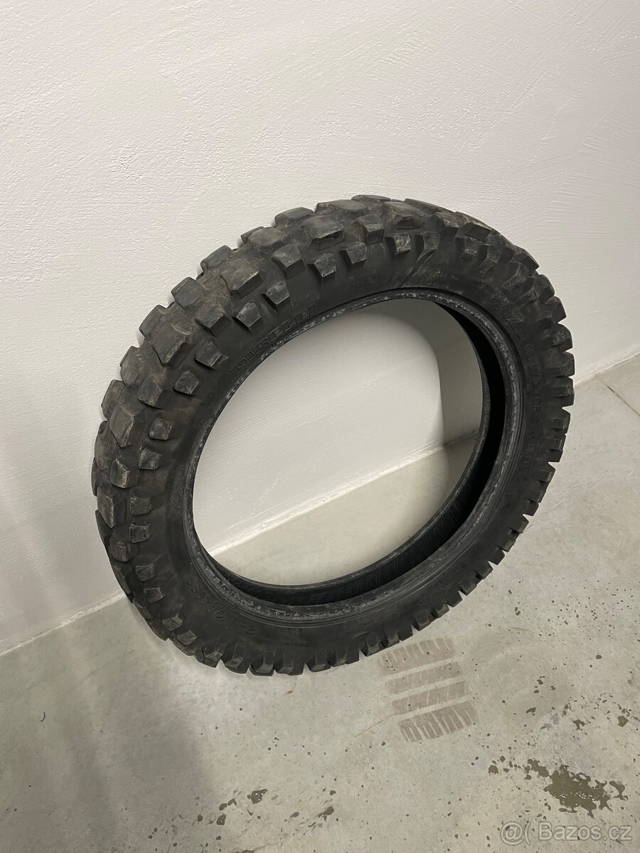 Pneu na moto