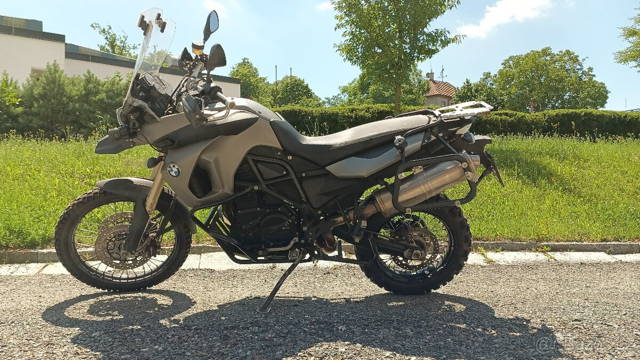 BMW F 800 GS, dva motory, TOP výbava