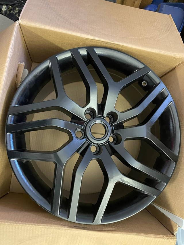 Nové NIKDY obuté ALU kola 4R Drop 9.5x20" 5x120 ET45