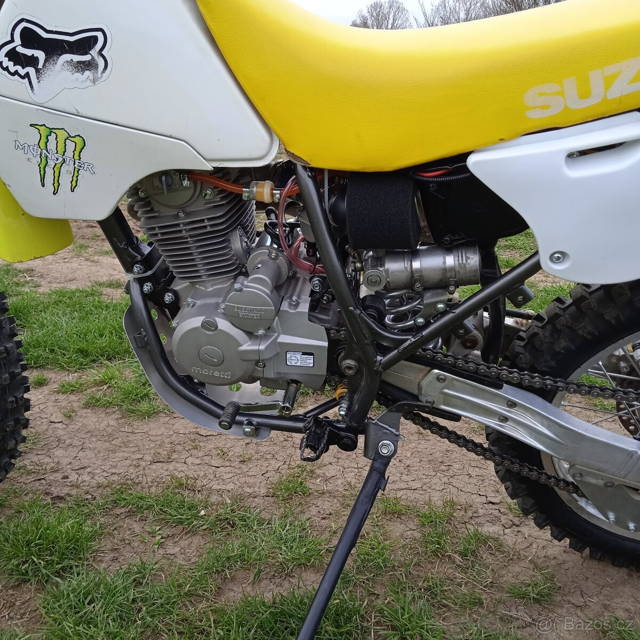 Suzuki Dr 350