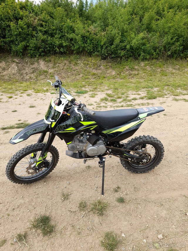 Stomp z3 140