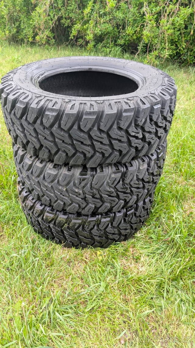 Offroad pneu 235/65-17 Viper STT