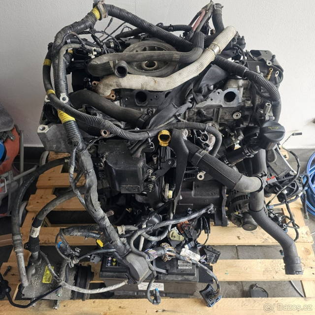 Motor range rover evoque 2.2 D110kw
