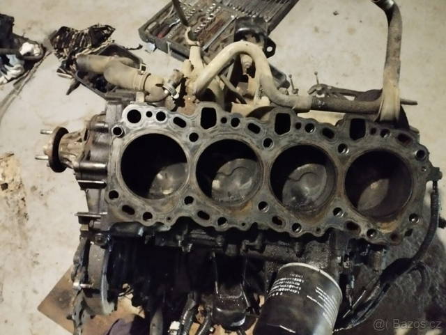 Kompletní blok motoru na LC 90/95 , 1kz-te