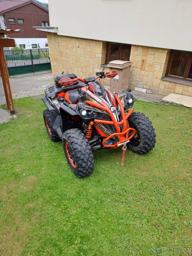 Can am renegade 1000r