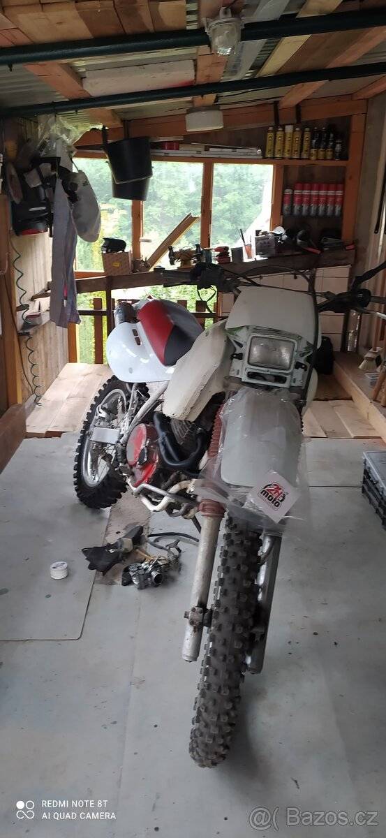 Honda xr600r