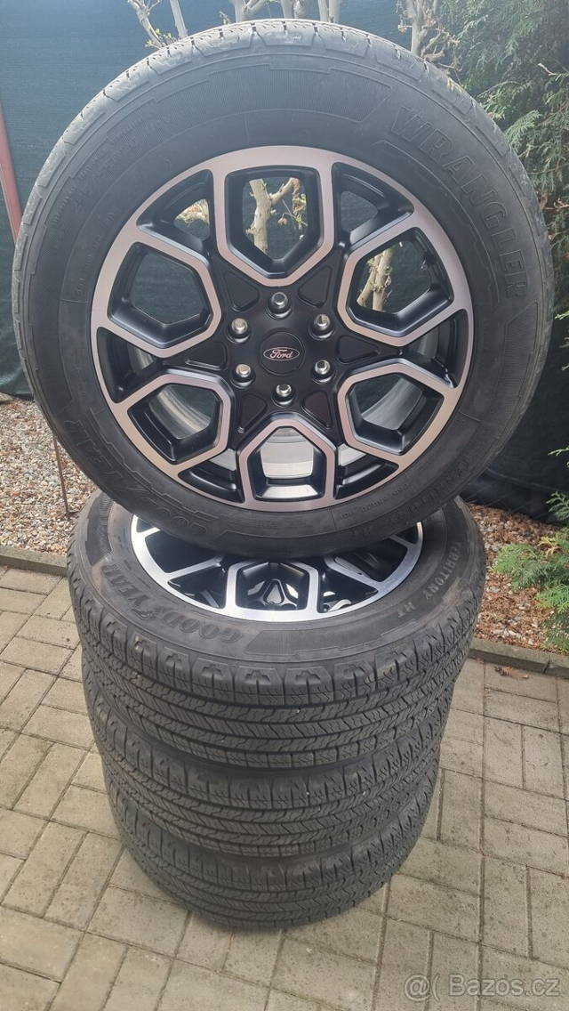 Nová sada kol na Ford Ranger 255/55 20 - originální
