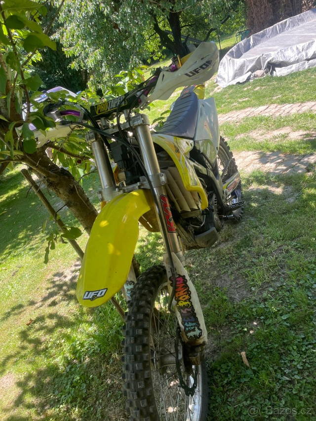 Suzuki RM-Z