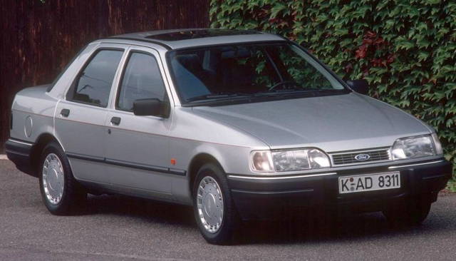 Koupím FORD SIERRA 2.0i DOHC, SEDAN