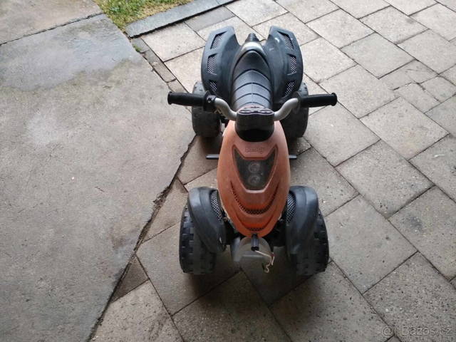 Dětská elektrická čtyřkolka na baterii