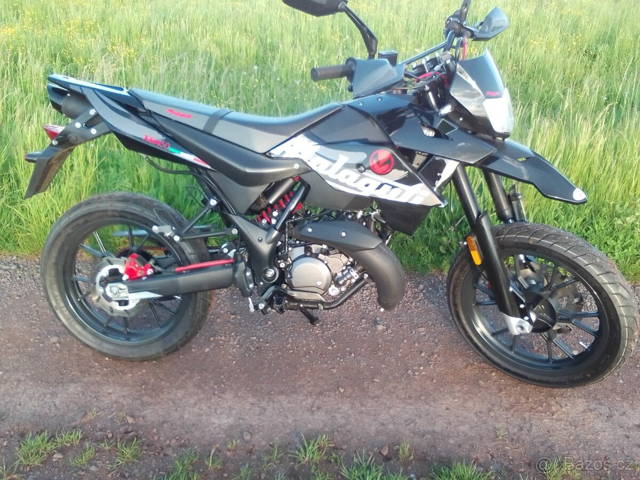 Malaguti supermotard xsm 50 - nový motocykl