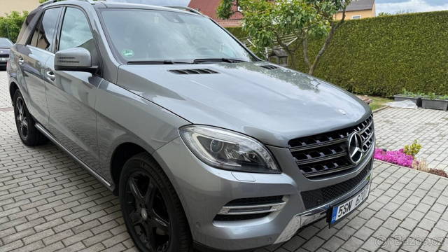 Prodám Mercedes Benz ml 350 CDI airmatic, 4x4, r.v. 2013