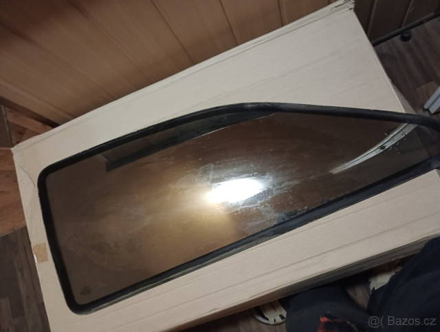 Ford Sierra mk1 boční skla 3d