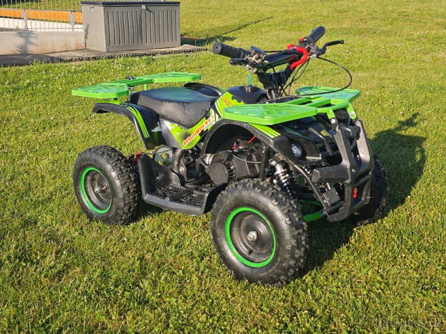 Dětská čtyřkolka 49ccm