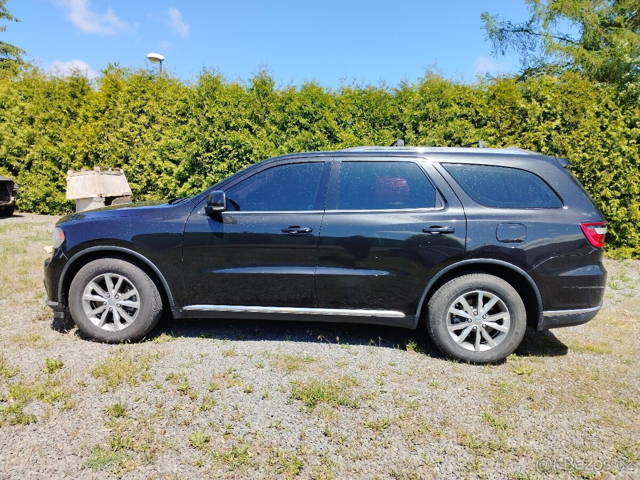 Dodge Durango 5.7 HEMI, 7-mi místné