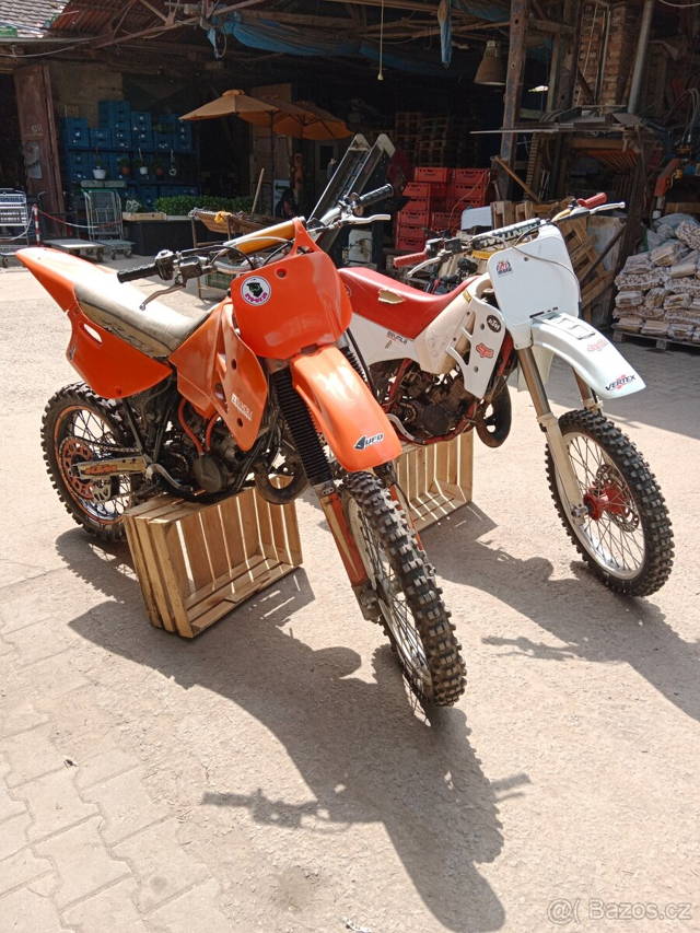 2x KTM 125