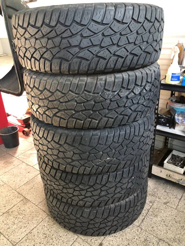 275/60/20 prodám sadu terénních pneu