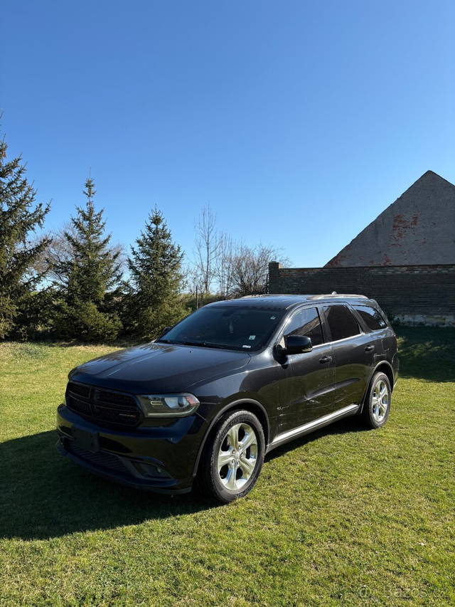 Dodge Durango 2015 3.6 V6 7 míst kosmické vady