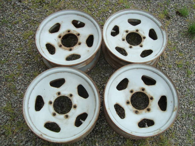Plechové disky offroad 6x15´, rozteč 139,7mm