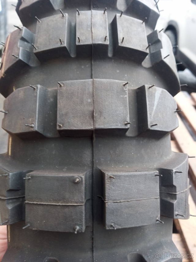 Moto pneu, pneu na motorku,enduro