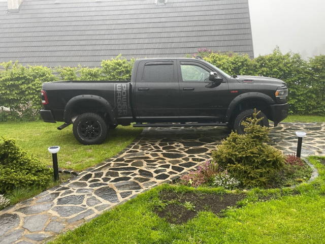 Dodge Ram 2500 power wagon