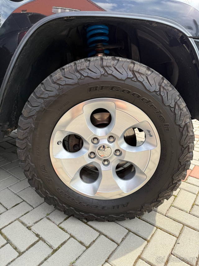 BF Goodrich Allterrain KO2 Jeep 255/70 R18 5ks