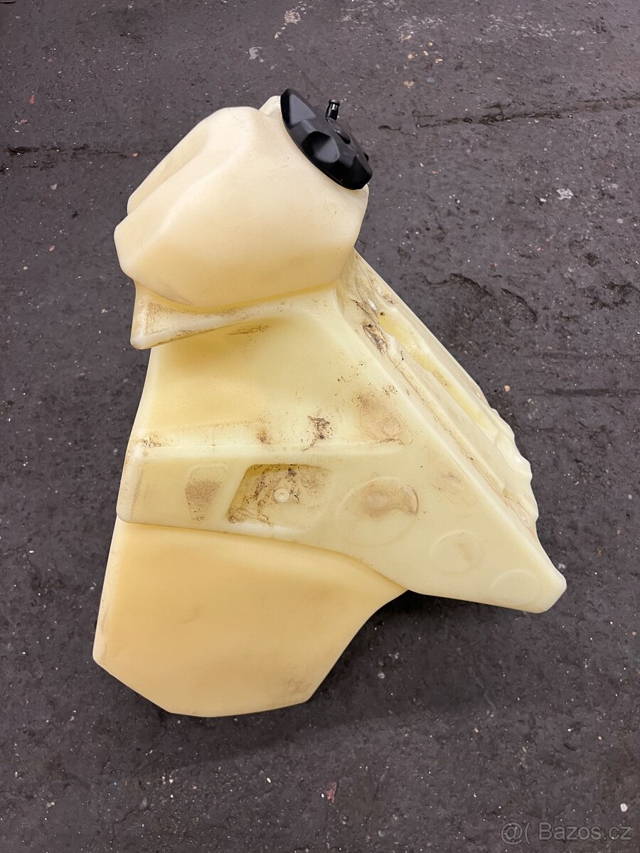 Palivová nádrž Husqvarna