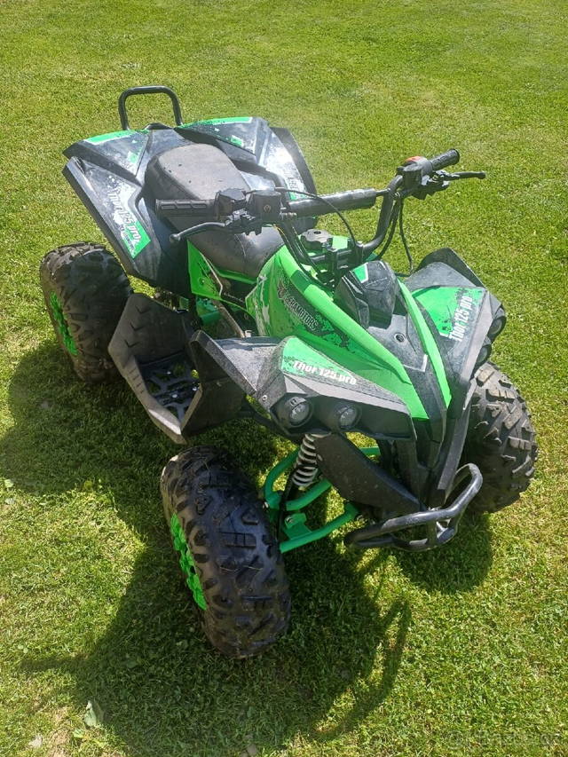čtyřkolka 125ccm pškozeno