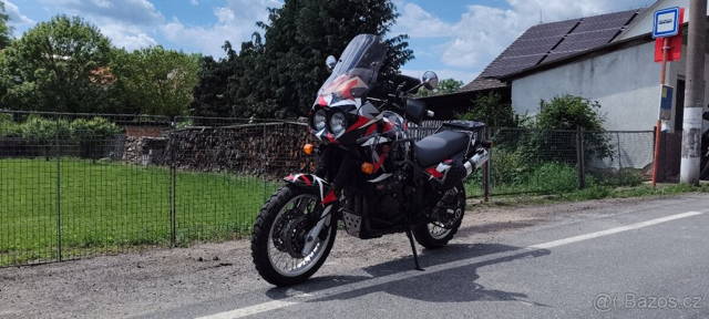 Triumph Tiger 900