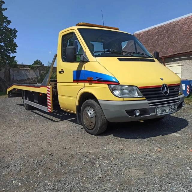 Mercedes Sprinter odtahovka 4.6t