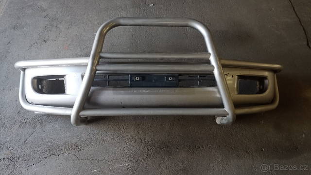Prodám díly Toyota land cruiser 100