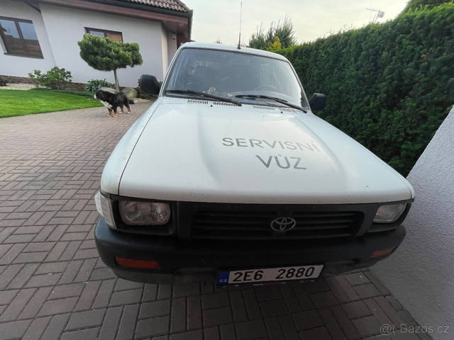 Hilux 2,4D 4WD pick up