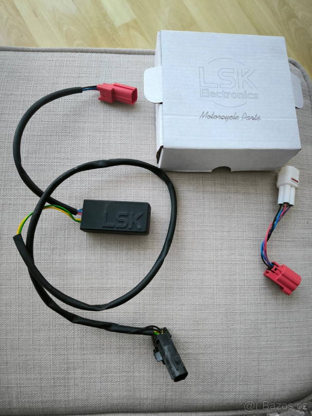 LSK Dongle vypínání ABS Yamaha Ténéré 700 euro 4-5