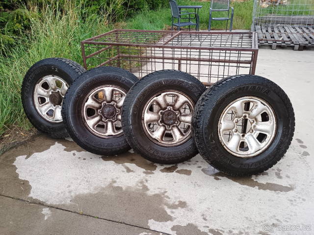 Sada kol na Toyota LandCruiser Prado 95