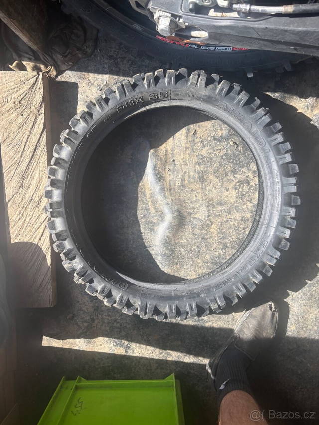 Pneumatika 110/100-18