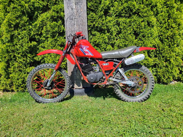 YAMAHA DT 125 - kit YAMAHA DT 175