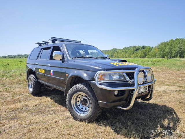 Mitsubishi Pajero Sport 2.5TD