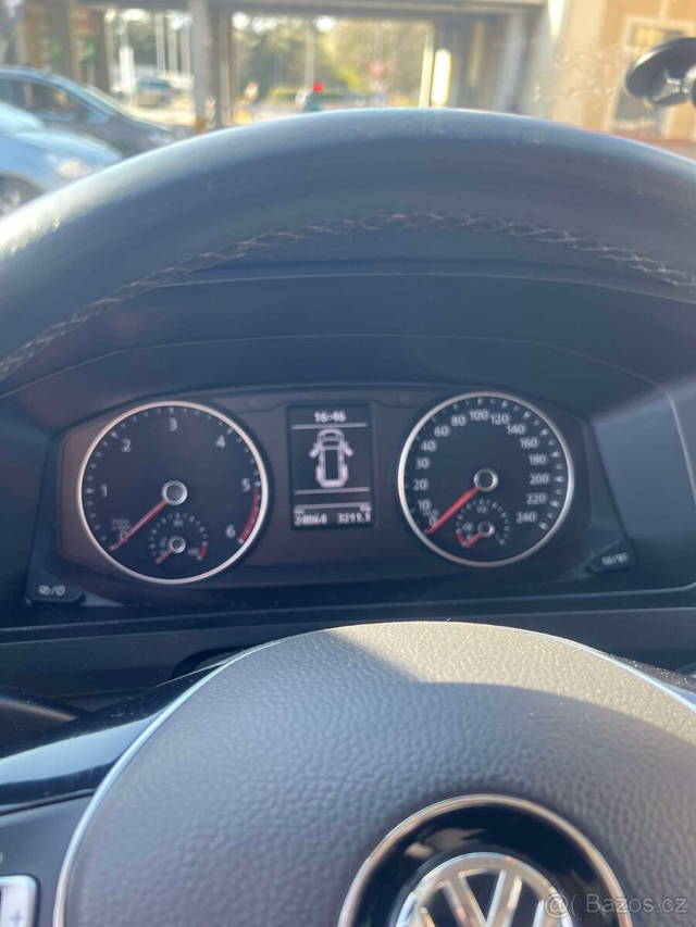 CARAVELLE T6 4X4 2.0 TDI 110kW Najeto 24500KM